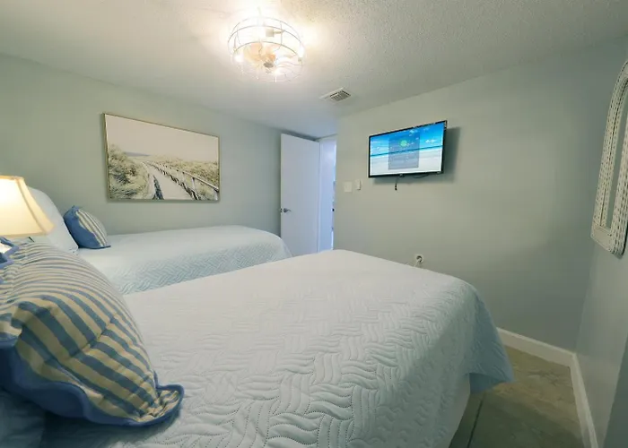 Sugar 2 Bedroom, 2 Bathroom 4 Pools! Free Daily Activities! * Gulf Shores