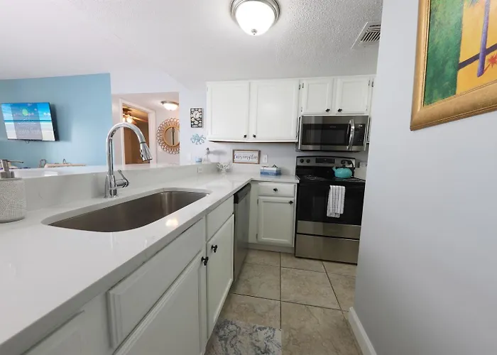 Sugar 2 Bedroom, 2 Bathroom 4 Pools! Free Daily Activities!