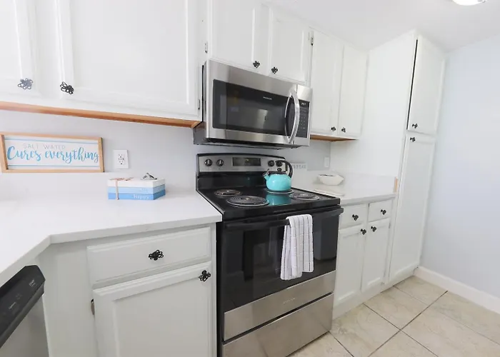 Sugar 2 Bedroom, 2 Bathroom 4 Pools! Free Daily Activities! * Gulf Shores